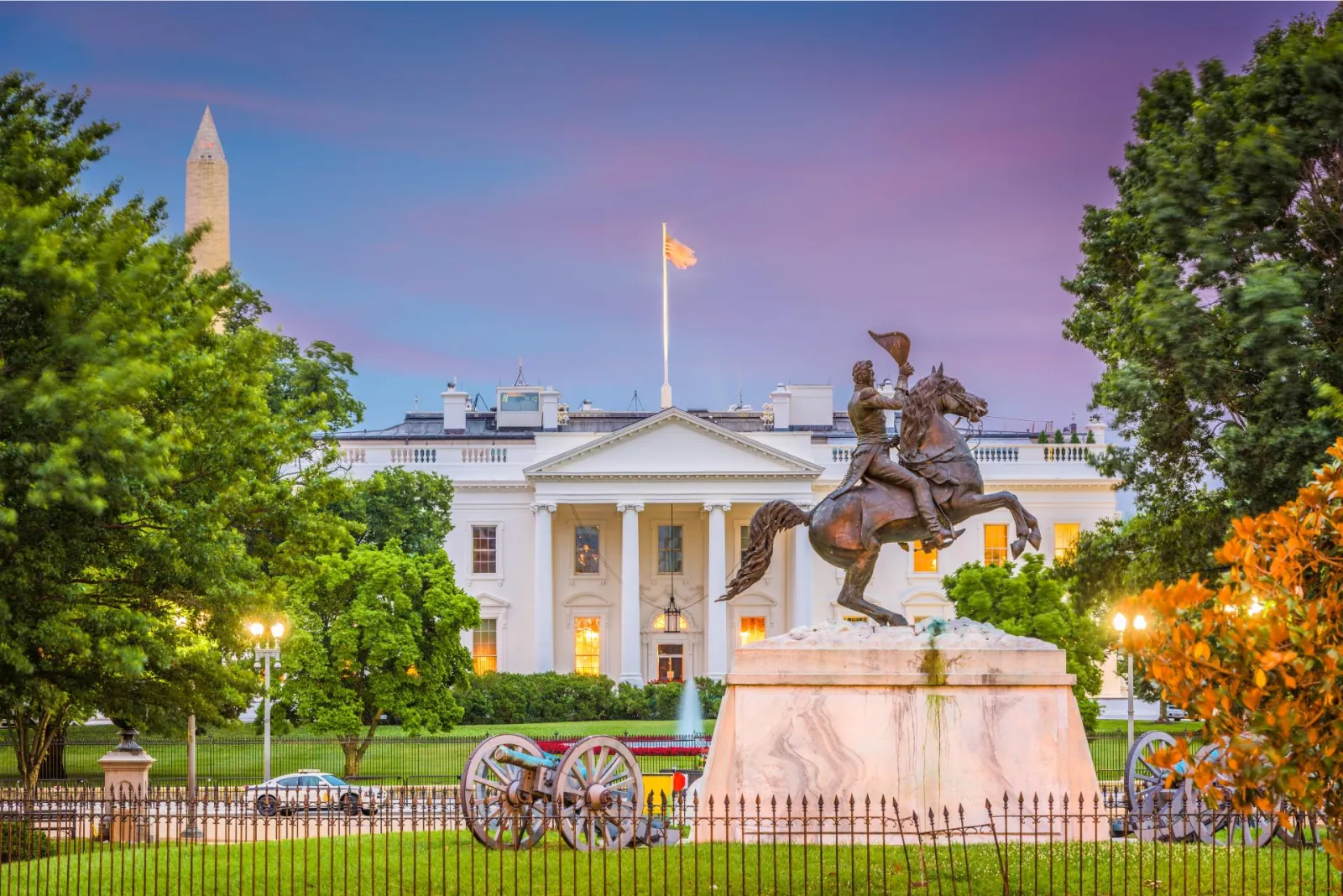The White House behind the Andrew Jackson statue in Lafayette Square